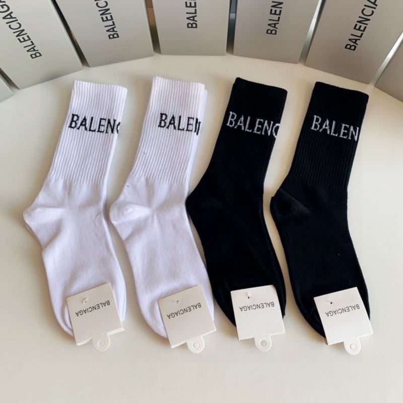 BALENCIAGA