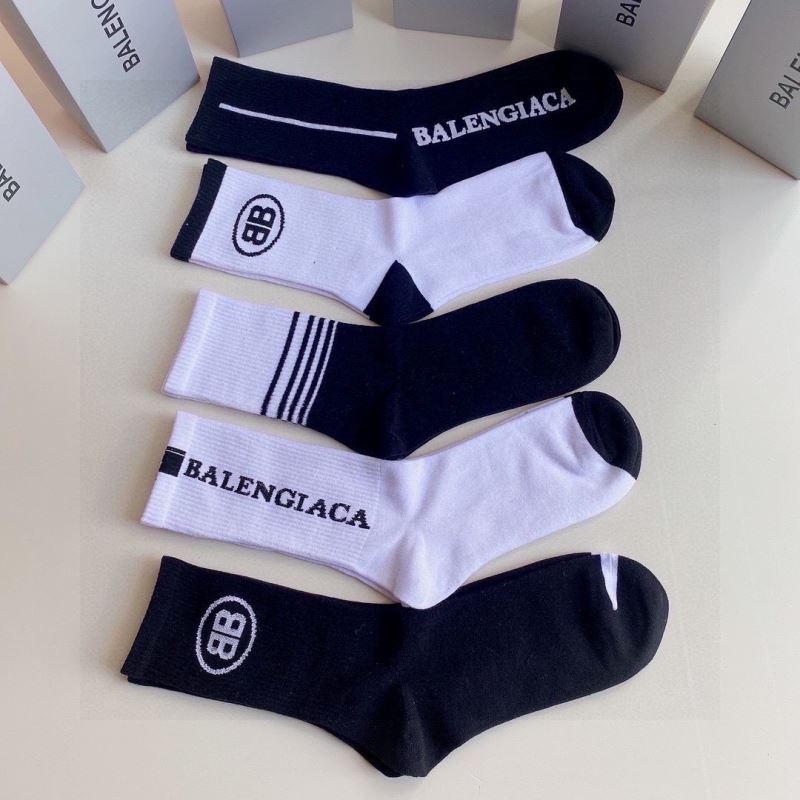 BALENCIAGA