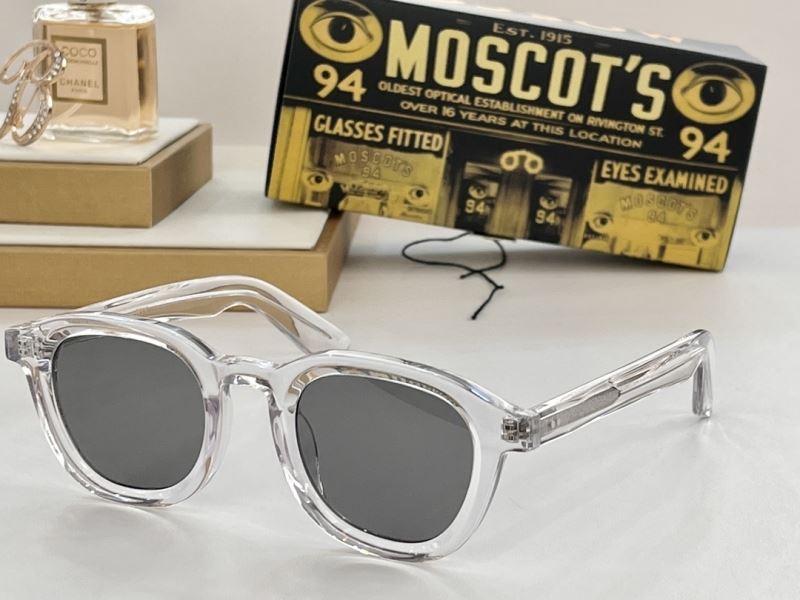 MOSCOT