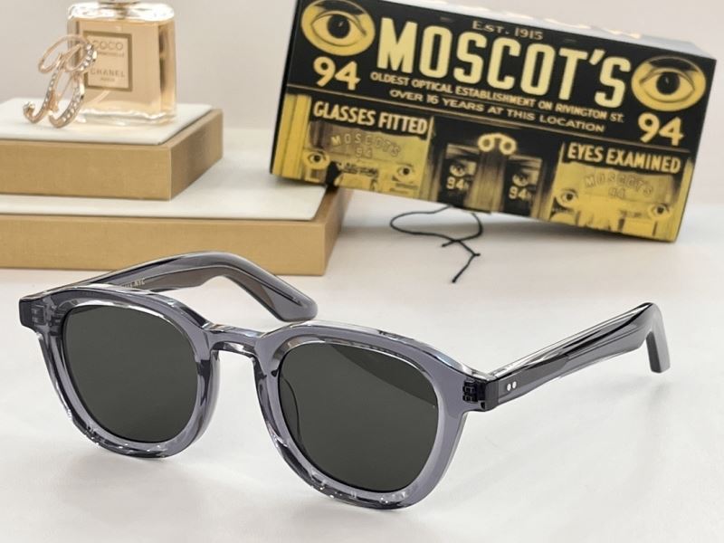 MOSCOT