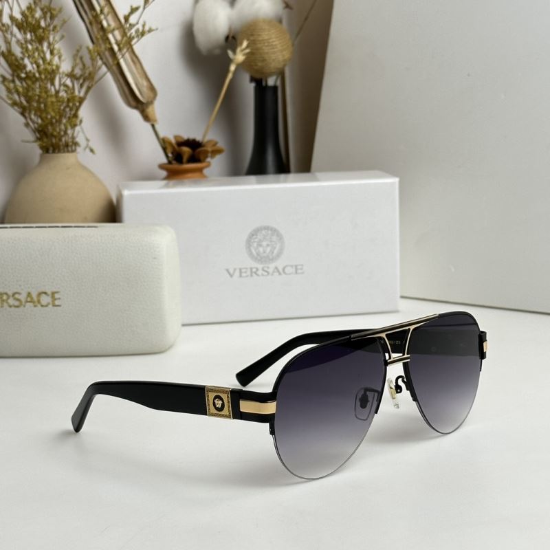 VERSACE