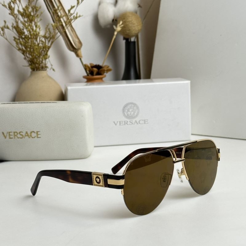 VERSACE