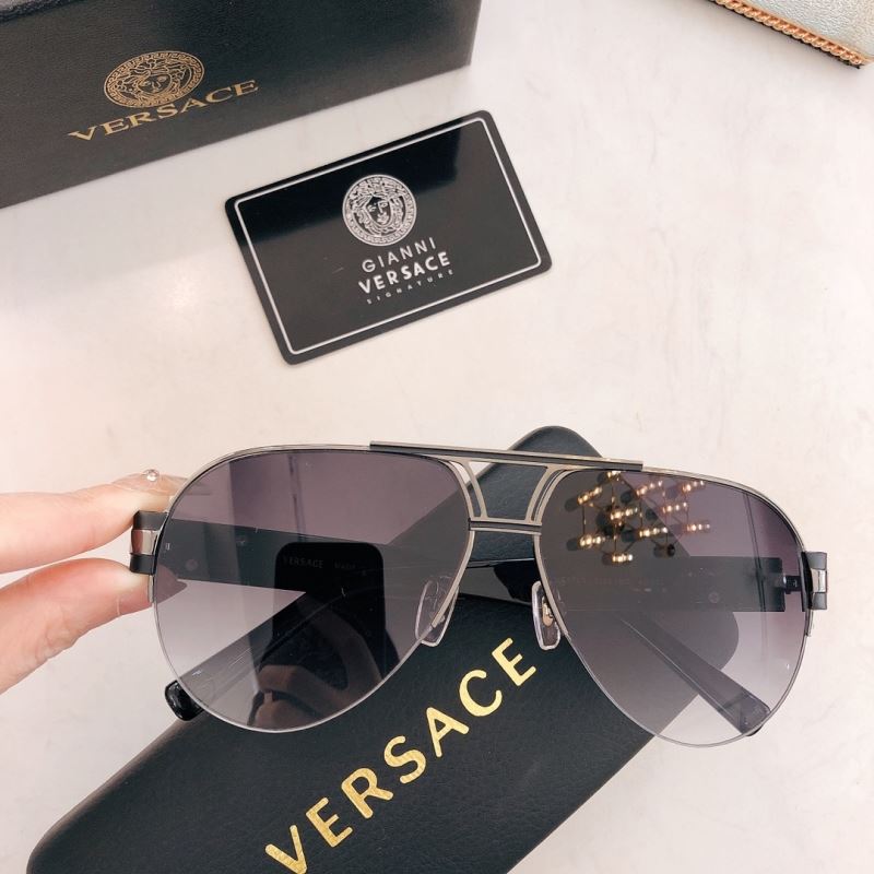 VERSACE