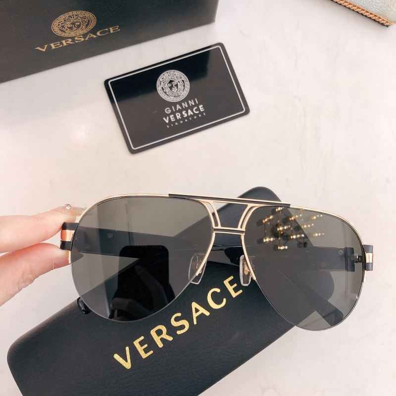 VERSACE